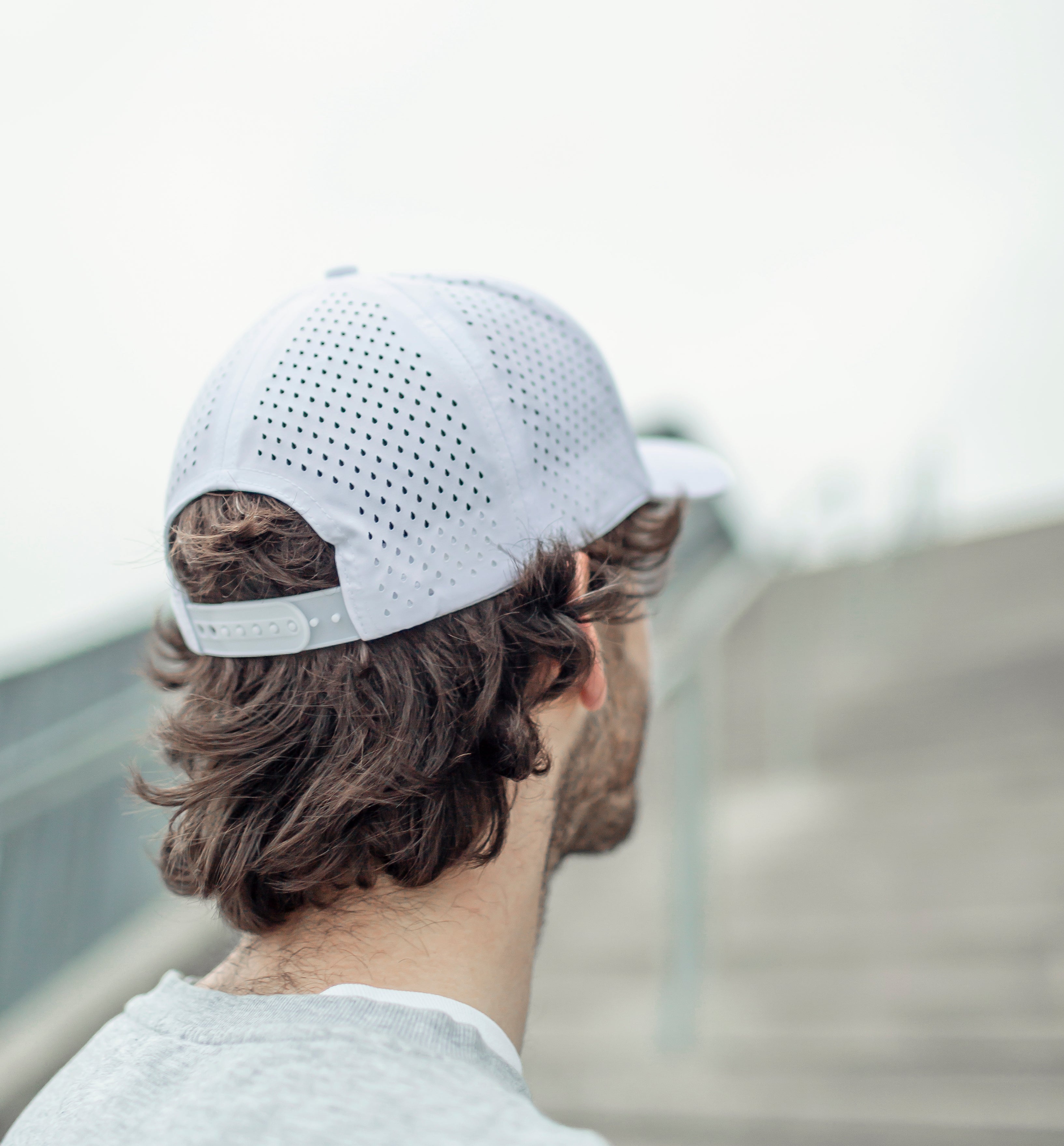 Breeze Cap - White Lift Down